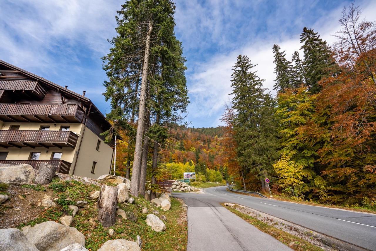 Apartment Anna Chopok, 1 110 M, Highest In Central Europe, On A Hiking Trail To Dumbier Демяновская долина Экстерьер фото
